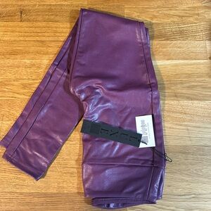 NWT Lularoe Luxe leggings, size Small- textured purple